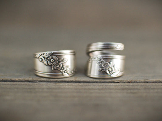 Floral Spoon Ring: Upcycled Silverware Jewelry, Custom Size and Style Choices, Optional Personalization, Silver