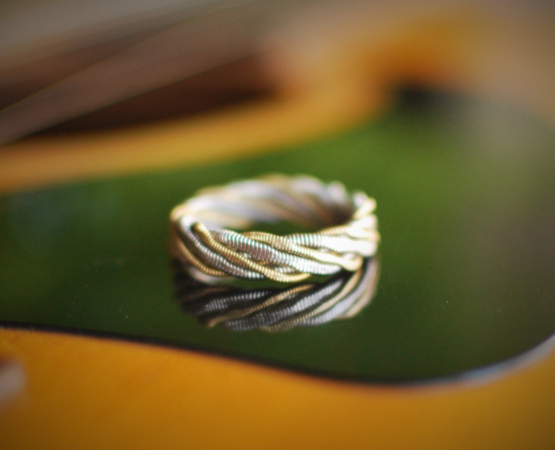 Hammered Guitar String Ring, Copper Ring, Wedding Band, Guitar String Jewelry, Guitar Gifts, Gift for Guitarist, Hammered Ring, Ring for Men
